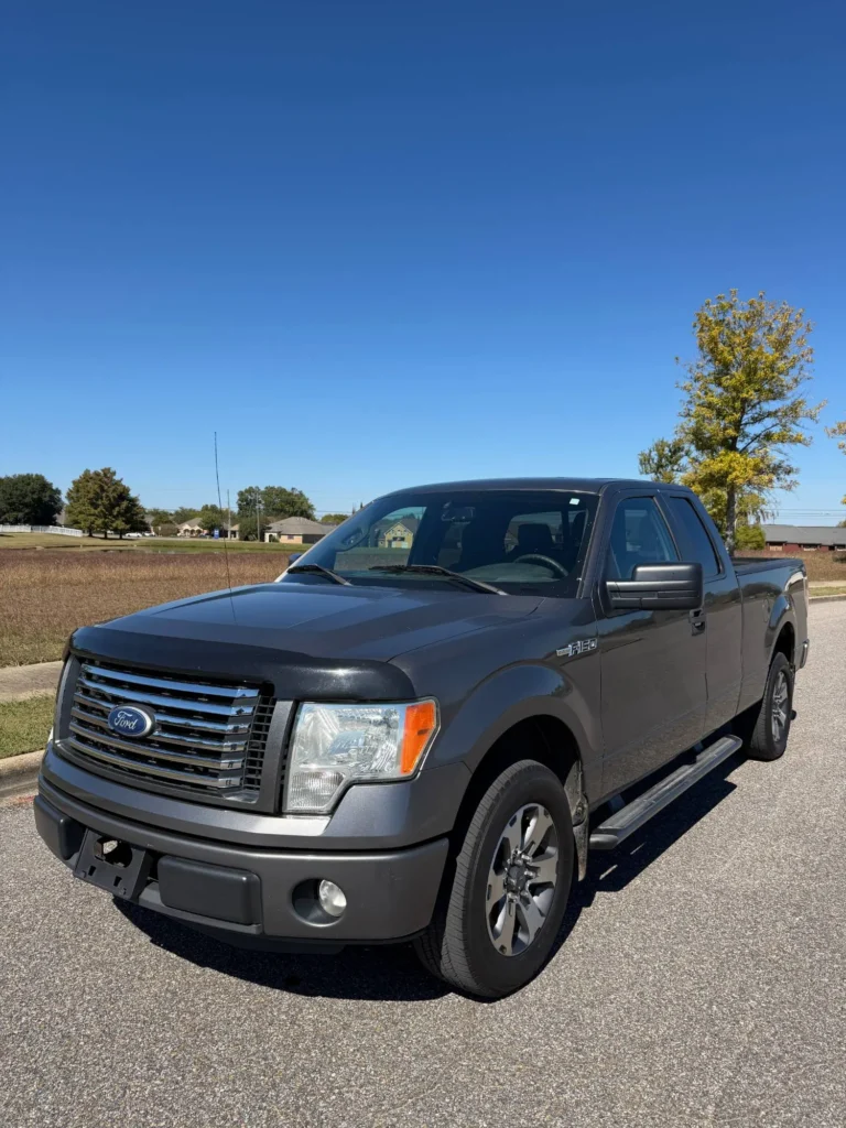 2011 Ford F-150 XLT - photo 1