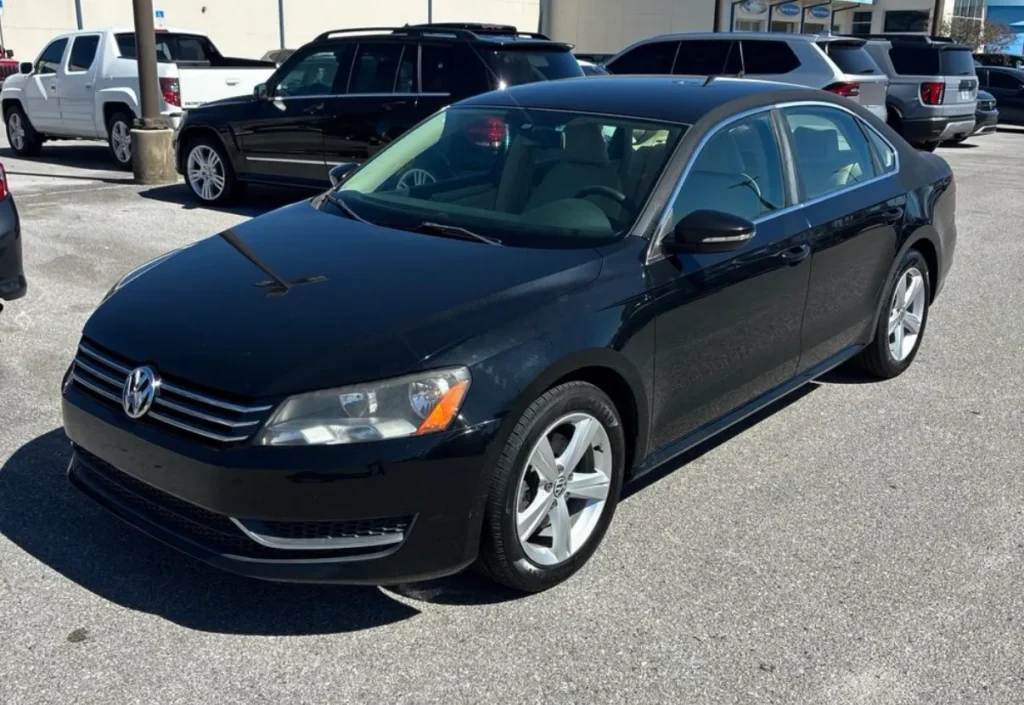 2012 Volkswagen Passat SE - photo 1